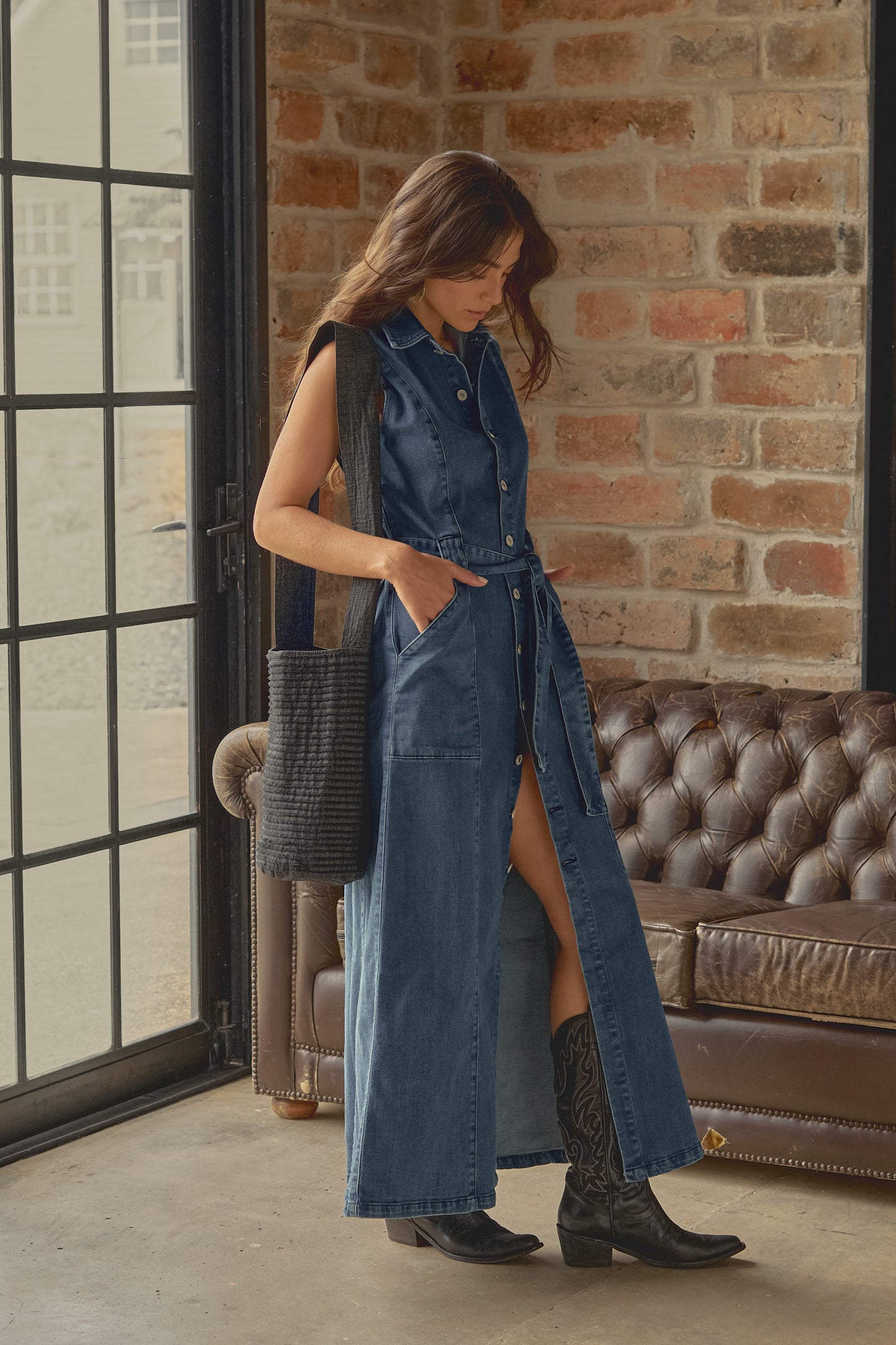 Mochila Tiras Denim Negra Con Blanco
