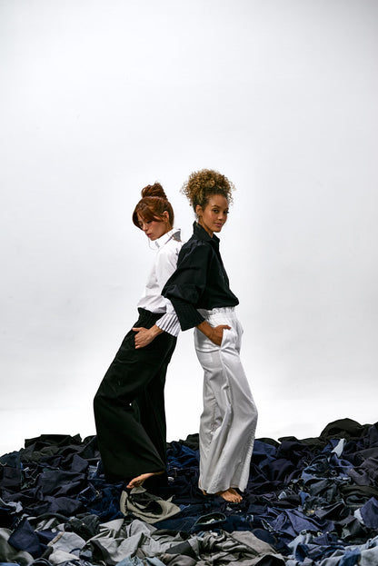 CAMISA MEDIA MANGA ALFORZAS NEGRA