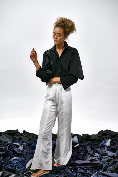 CAMISA MEDIA MANGA ALFORZAS NEGRA